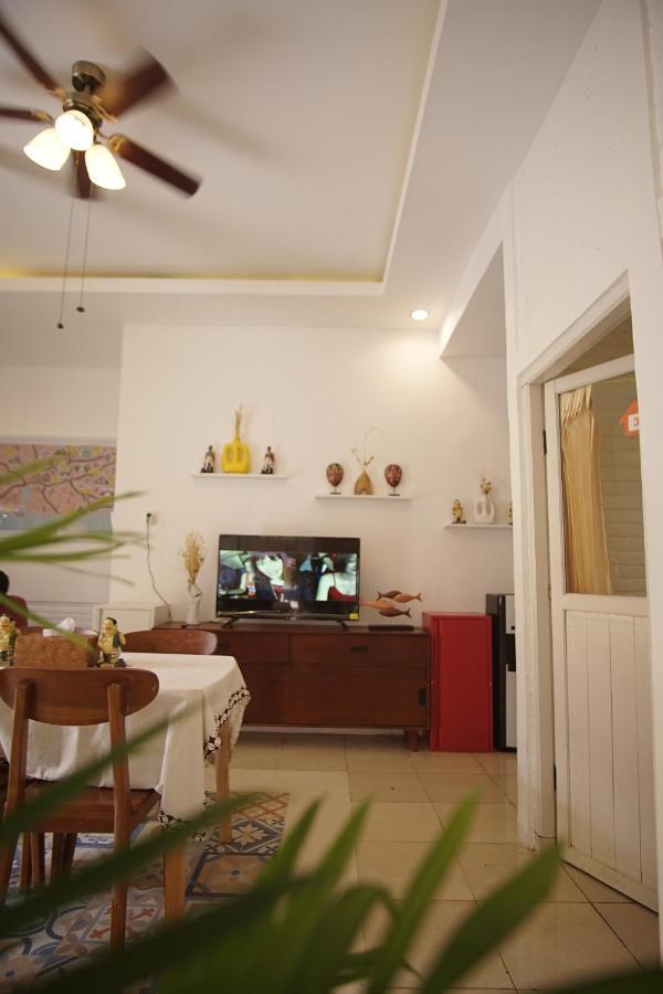 Roemah Renjana Yogyakarta Hotell Exteriör bild