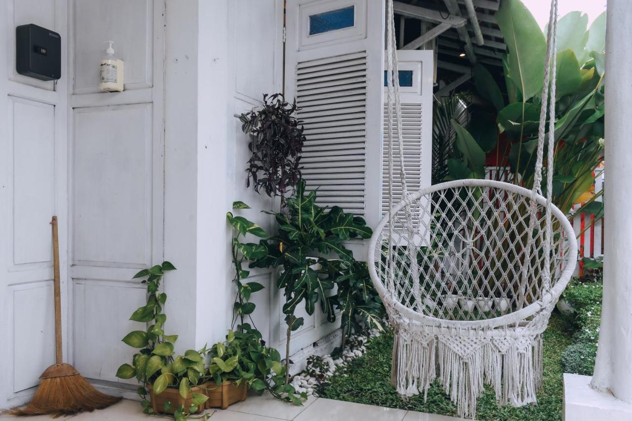 Roemah Renjana Yogyakarta Hotell Exteriör bild